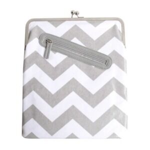 Kailo Chic Gray‎ Chevron iPad Tablet Sleeve NWOT